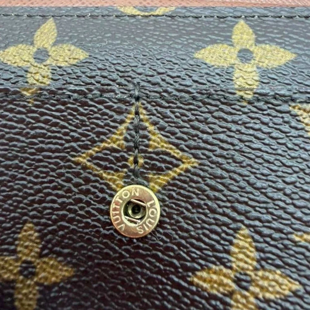 Authentic Louis Vuitton Brown Monogram Wallet‎